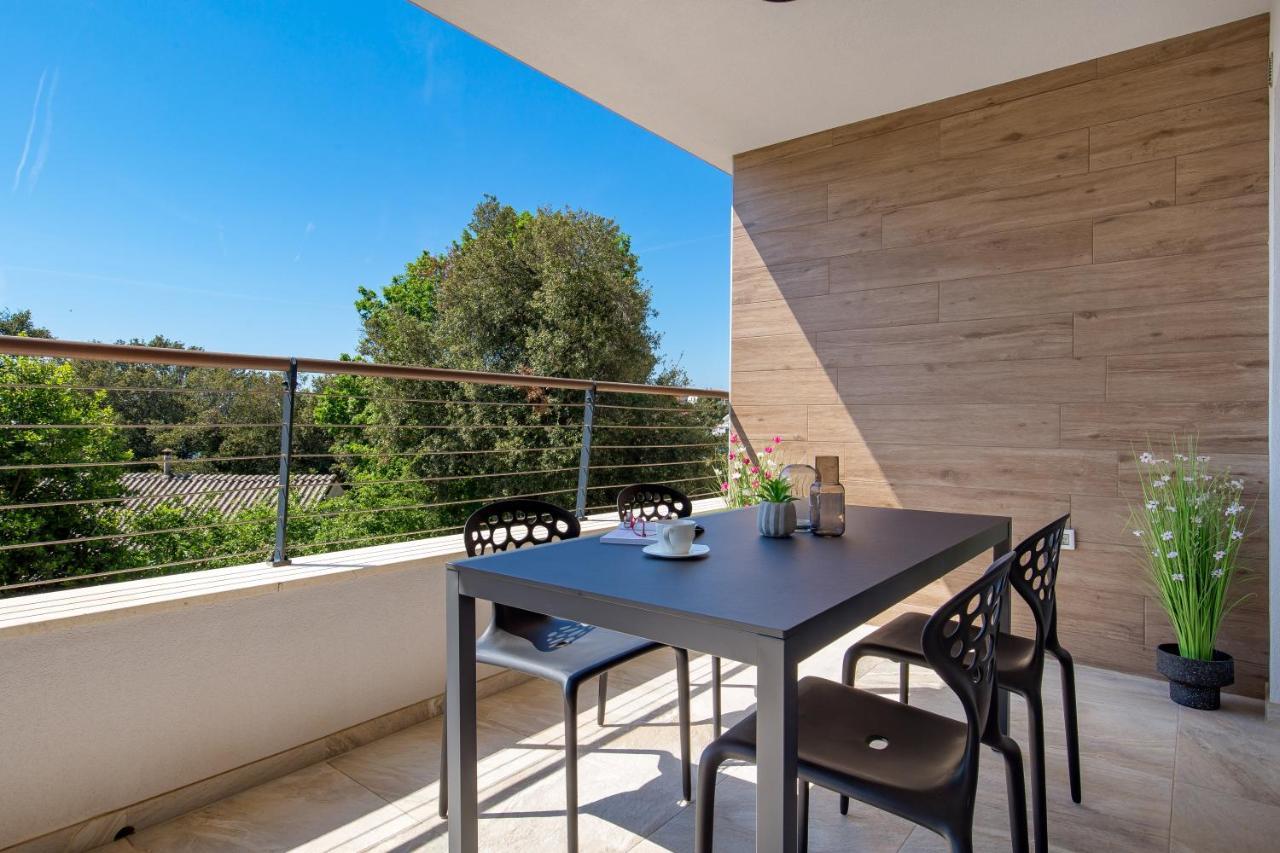 Apartment Val Pjescana Uvala Kültér fotó